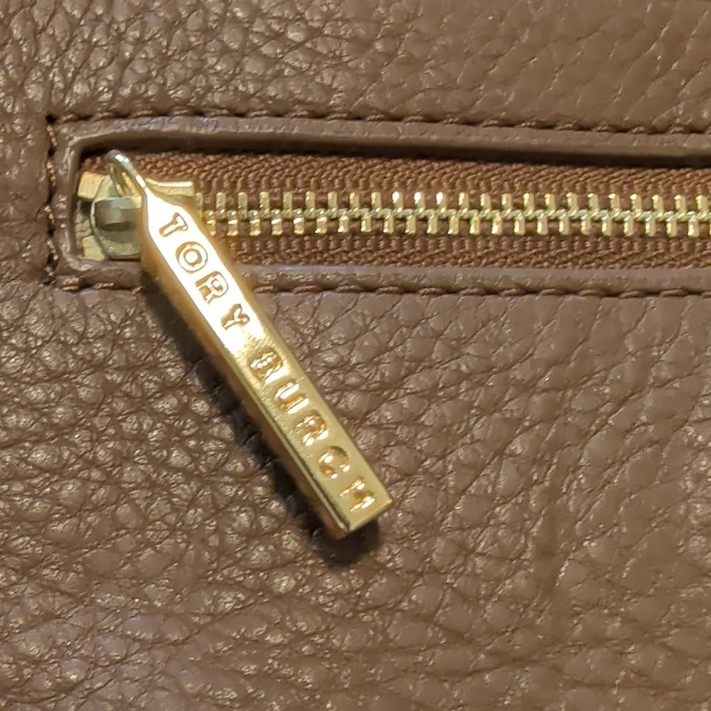 Tory Burch Amanda 3 in 1 Logo Clutch